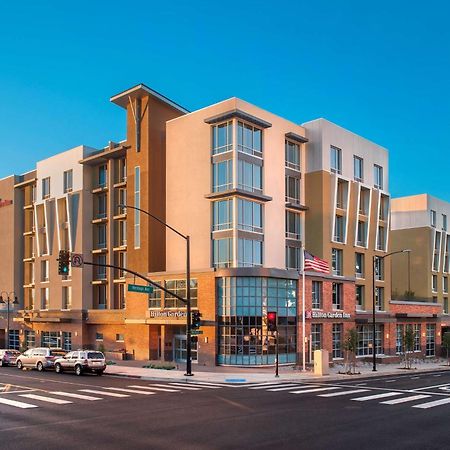 Hilton Garden Inn Burbank Downtown Exterior foto